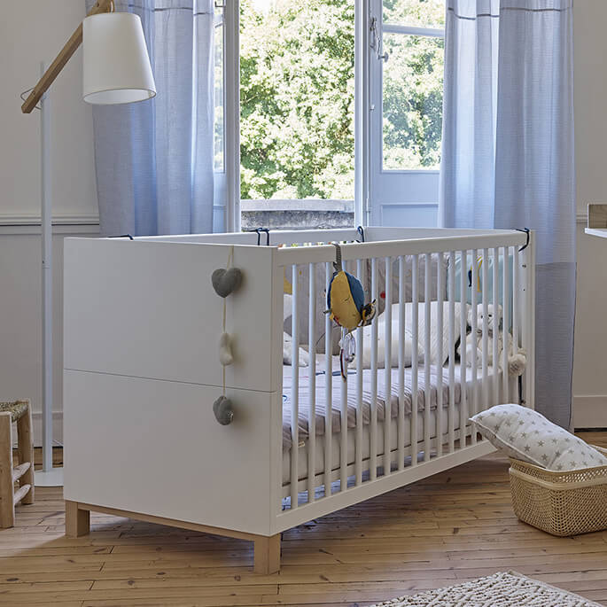 Lit bébé évolutif scandinave blanc Bérénice